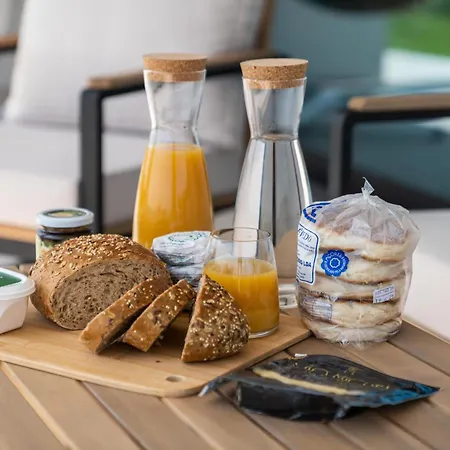 Aurea House - 4br Azores With Ocean View, Bbq & Ac * Feteiras