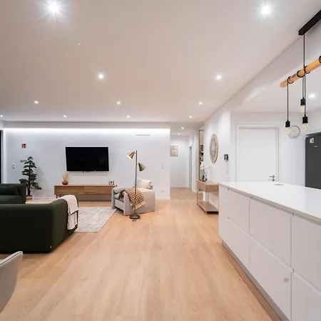 Aurea House - 4br Azores With Ocean View, Bbq & Ac 别墅 Feteiras