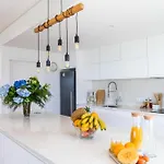 Aurea House - 4br Azores With Ocean View, Bbq & Ac Вилла *