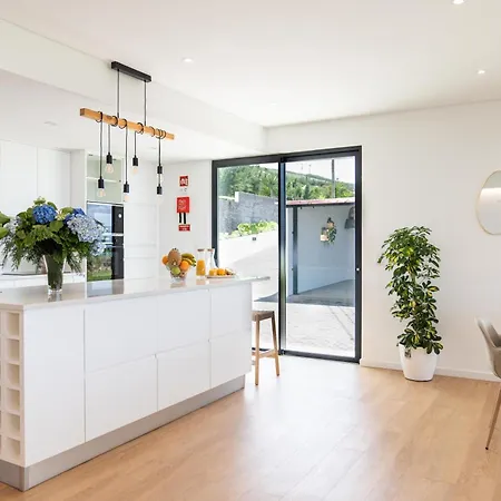 Villa Auréa House - 4br Azores With Ocean View, Bbq&ac *